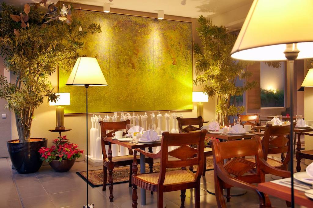 Bumi Semilir Art And Boutique Hotel Cihanjuang Extérieur photo
