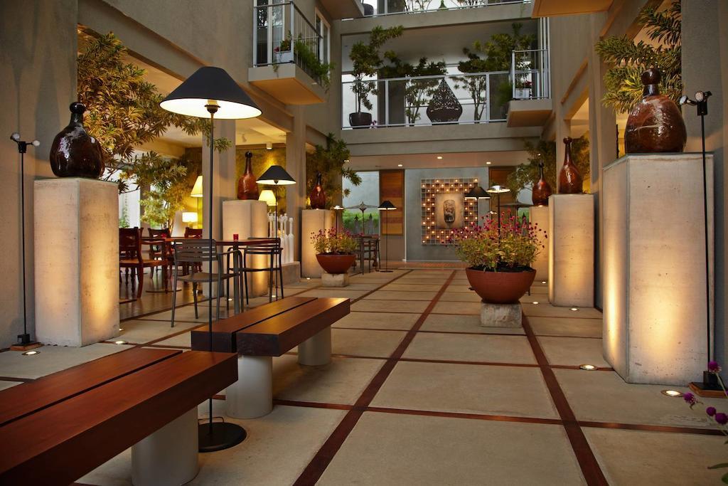 Bumi Semilir Art And Boutique Hotel Cihanjuang Extérieur photo