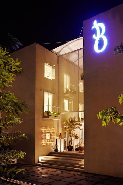 Bumi Semilir Art And Boutique Hotel Cihanjuang Extérieur photo